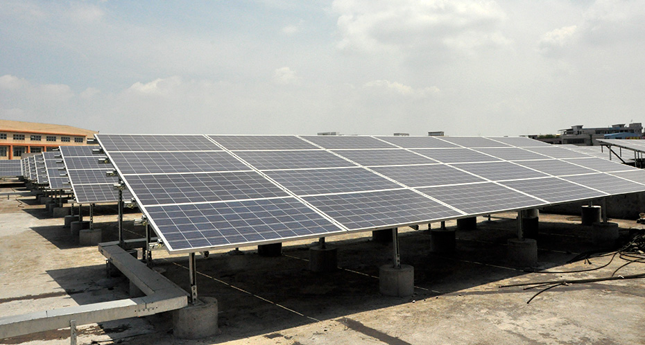 C槽鋼水泥墩光伏發(fā)電